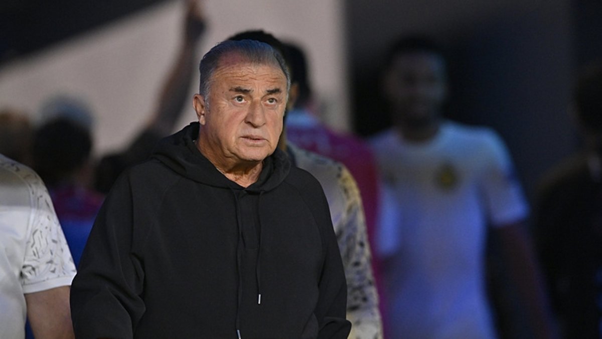 Fatih Terim Süper Lig'deki şampiyonluk favorisini açıkladı! Fenerbahçe mi? Galatasaray mı? Fatih Terim Süper Lig'deki şampiyonluk favorisini açıkladı! Fenerbahçe mi? Galatasaray mı?