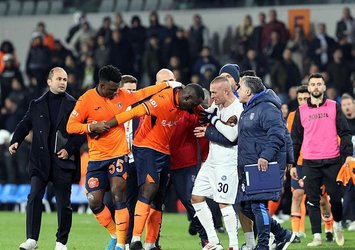 Başakşehir Adana Demirspor maçı sonrası ortalık karıştı! Büyük gerginlik...