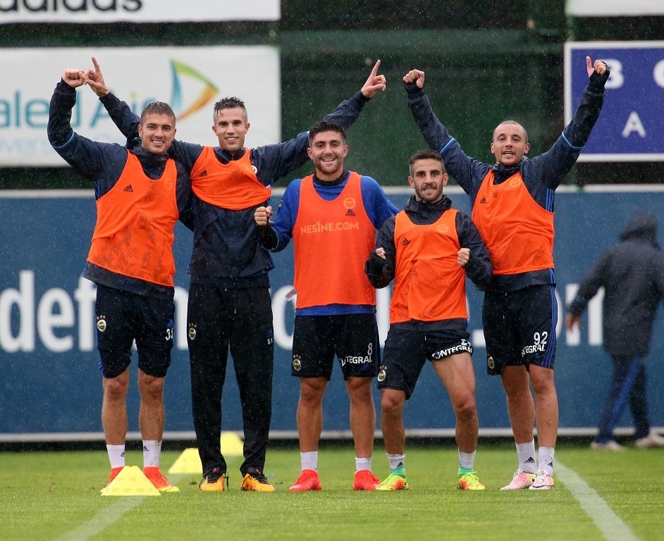 Yeni transfer Robin van Persie