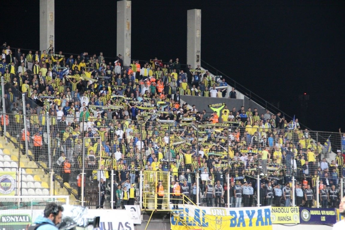 TM Akhisarspor - Fenerbahçe maçından kareler