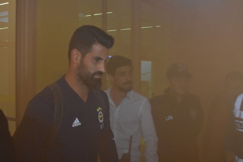 Fenerbahçe’ye Konya’da coşkulu karşılama!
