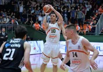 Banvit yarı finale yükseldi