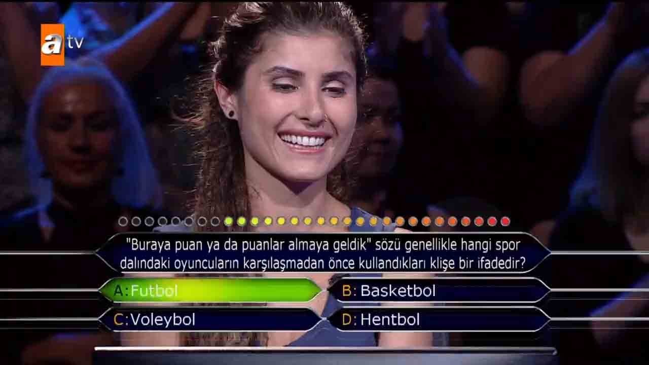Milyoner’e damga vuran ’Futbol’ sorusu! Kim Milyoner Olmak İster 833.yeni bölüm soru ve cevapları!