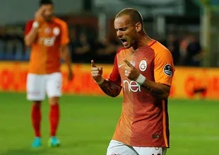 Wesley Sneijder: "Burada uzun yıllar kalabilirim"