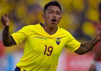 Fenerbahçe transferi yalanladı!
