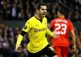 Mkhitaryan resmen Manchester United'da