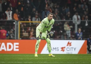 Muslera'nın yeni takımını duyurdular!