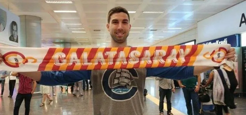 Yeni transferler İstanbul'a geldi