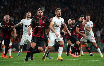Fatih Karagümrük-Galatasaray maçında VAR uyarısı sonrası kırmızı kart kararı! İşte o pozisyon