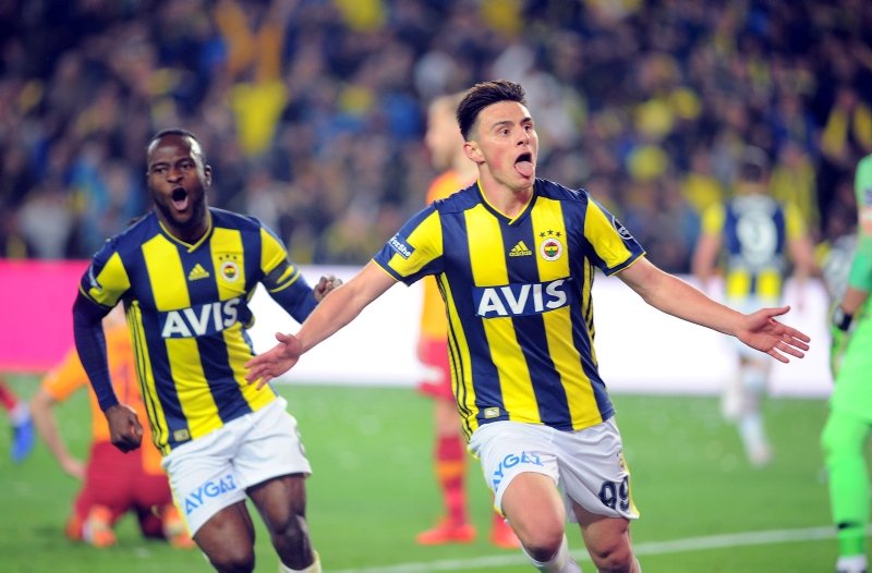 Eljif Elmas transferinde şok engel!