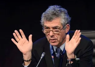 Villar, UEFA'da başkanlığa aday