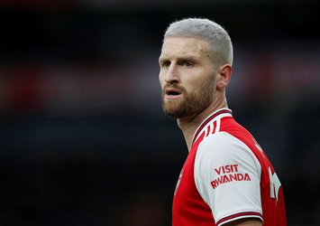 Süper Lig ekibinden Mustafi bombası!