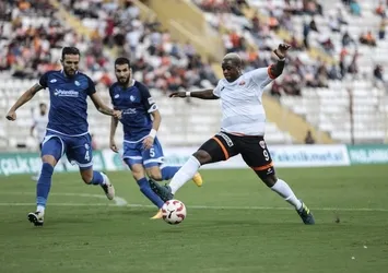 Adanaspor, 90'da bulduğu gollerle kazandı