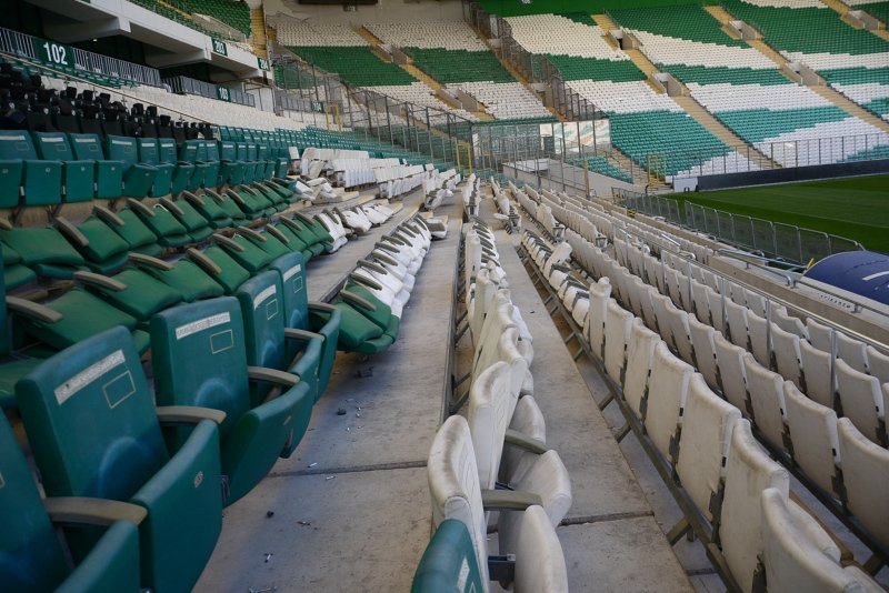 Bursa BB Stadyumu’na 1.5 milyon liralık zarar