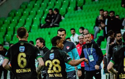 Sakaryaspor 2-1 Ankara Keçiörengücü MAÇ SONUCU-ÖZET Sakarya play-off için avantajı kaptı!