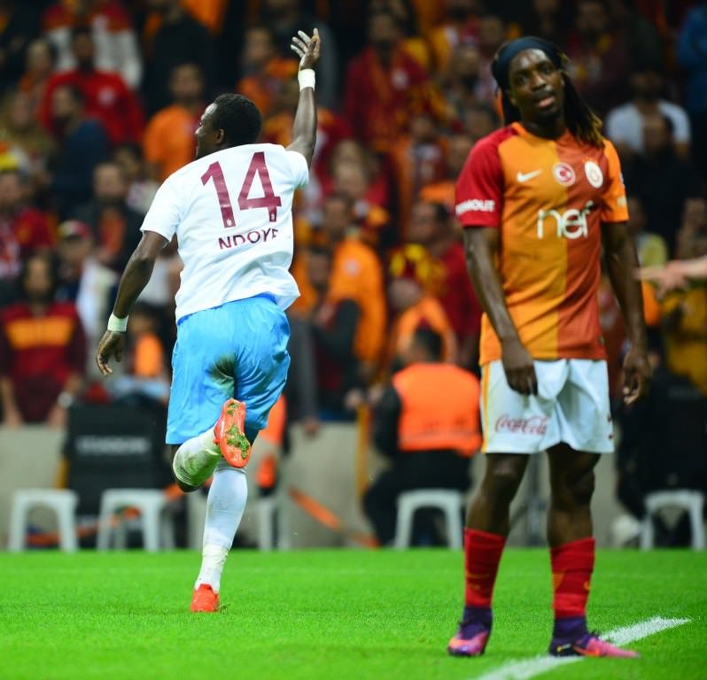 Cavanda, Sabri Sarıoğlu’nu arattı!