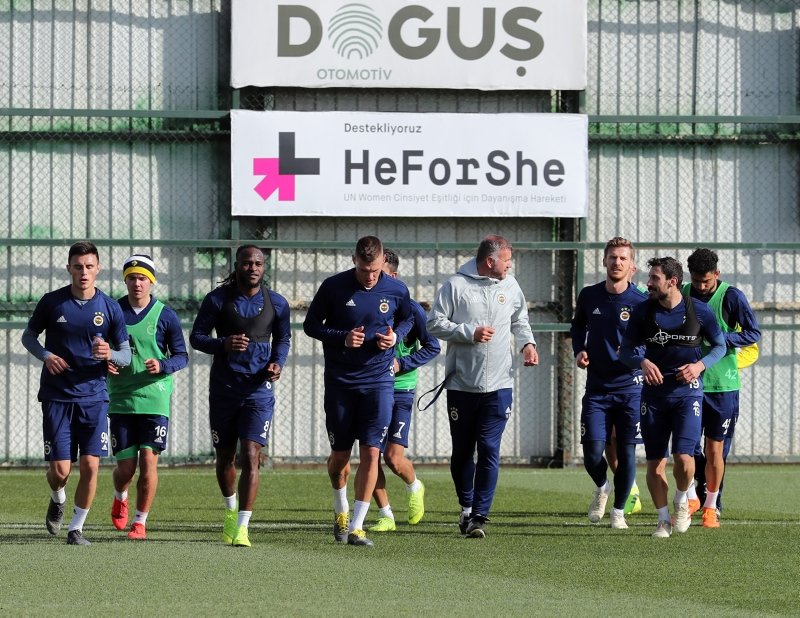 Ersun Yanal krizi bu sözlerle önledi!