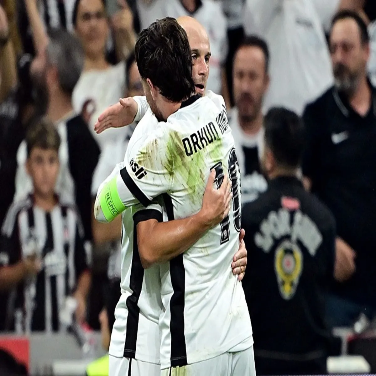 Beşiktaş'ta Vaclav Cerny sakatlandı