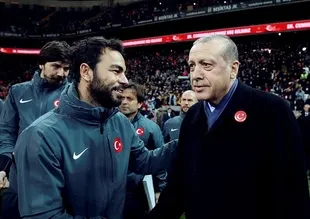 Şehitlere saygı maçında kazanan 'Türkiye' oldu