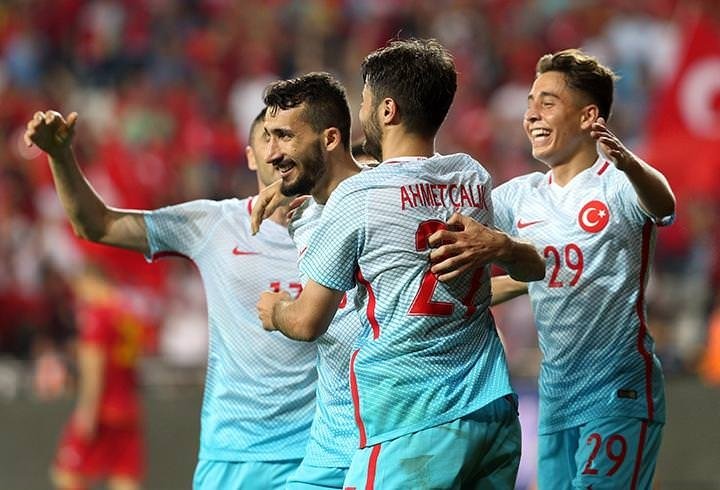 Emre Mor, gitmek istediği takımı açıkladı