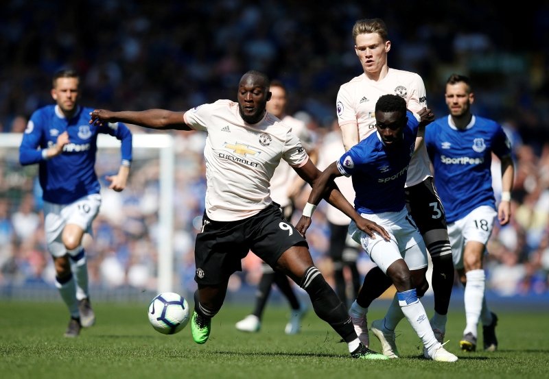 Everton Manchester United’ı dağıttı