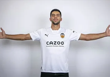 Valencia açıkladı! Cenk Özkaçar...