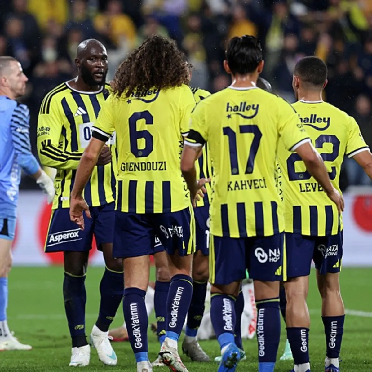Fenerbahçe, Corendon Alanyaspor'u Konuk Etti
