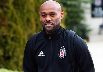 Vagner Love'dan flaş ayrılık açıklaması