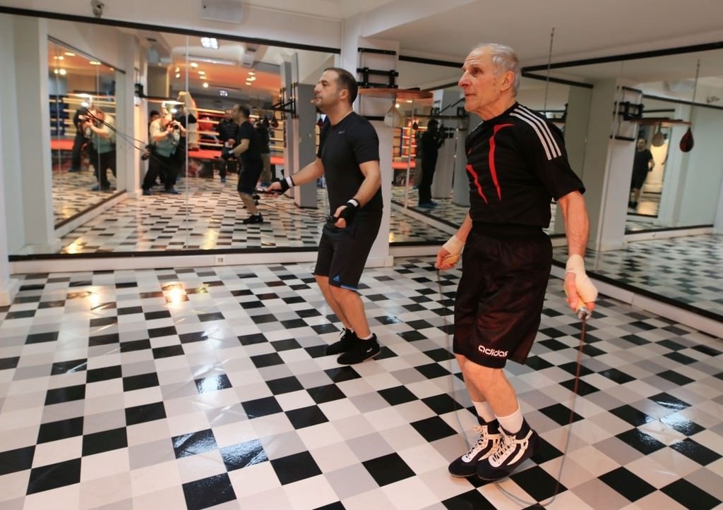 40 yıl sonra oğluyla ringe çıktı