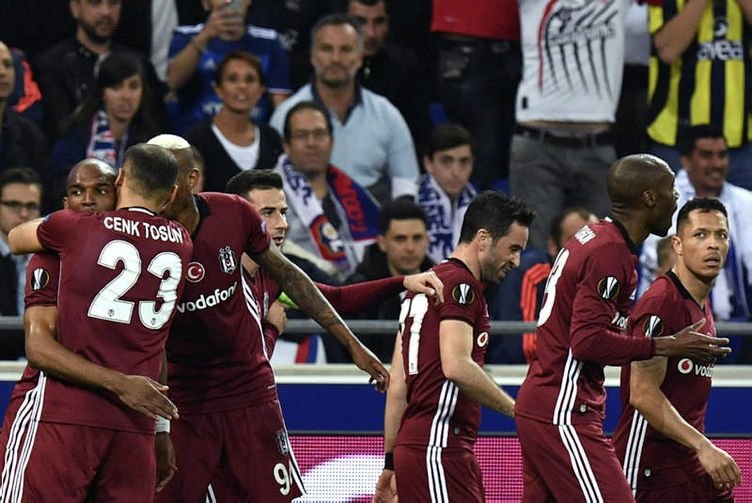 Lyon - Beşiktaş maçına damga vuran kare