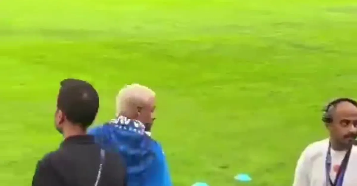 Neymar'a şok! Taraftar yüzüğünü çaldı