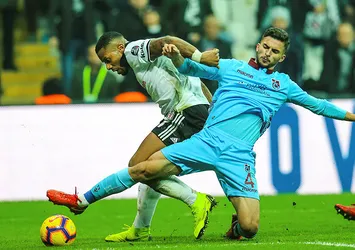 Lens yokları oynadı