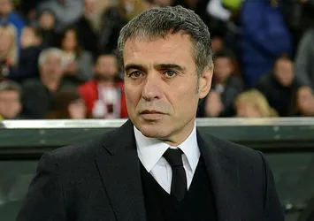 Ersun Yanal'dan yönetime 3 talep