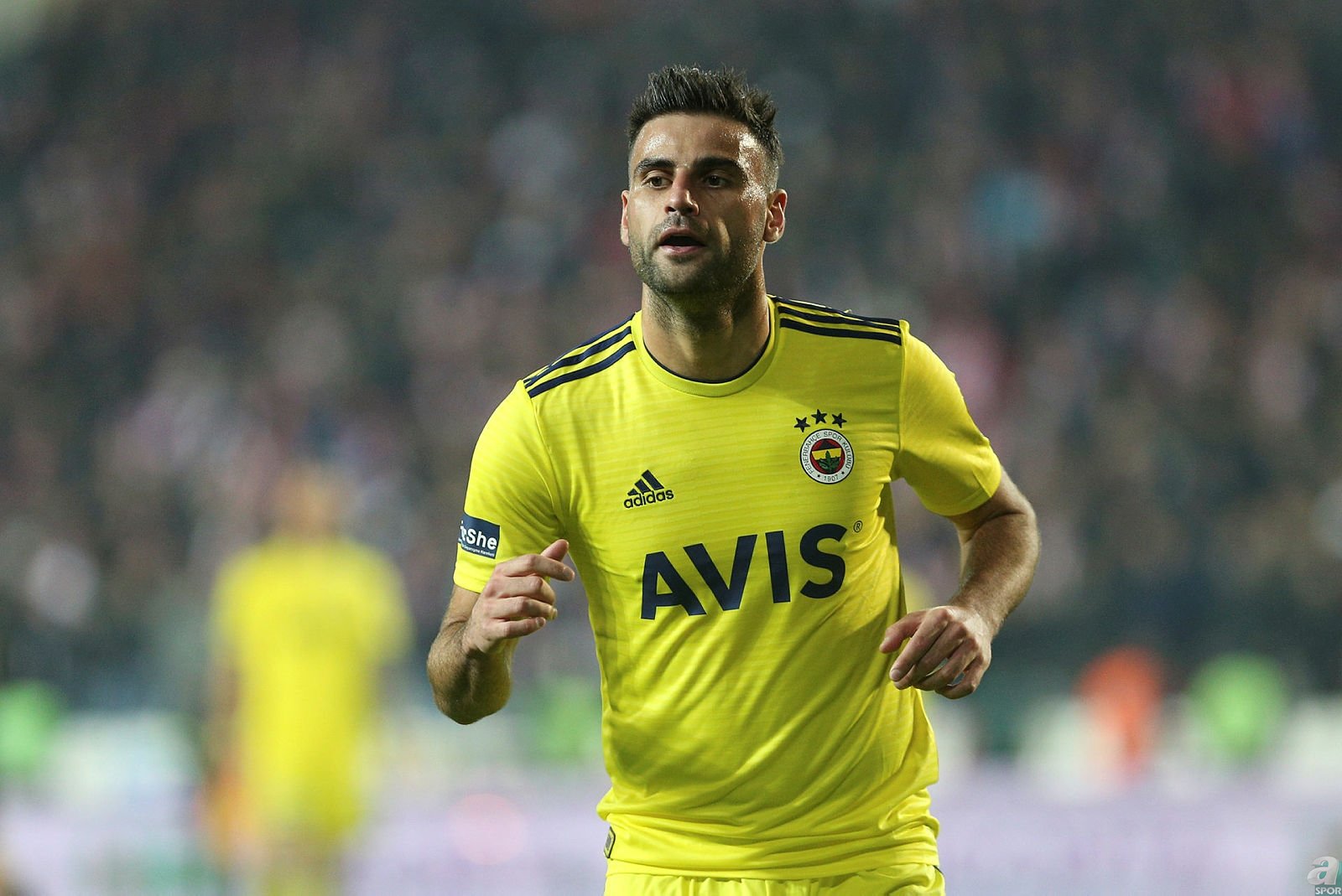 Fenerbahçe’de 2 sürpriz ayrılık yolda! Satış listesine kondular