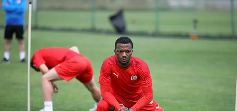 Sivasspor’a Kayode'den kötü haber!