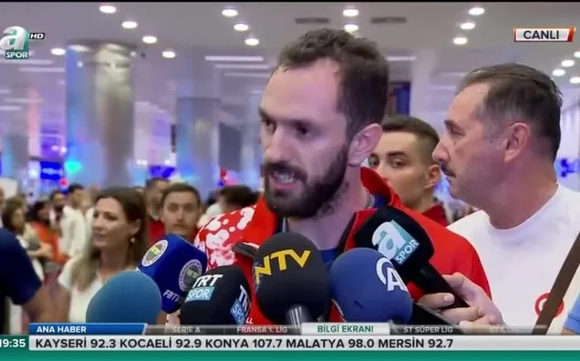Ramil Guliyev yurda döndü