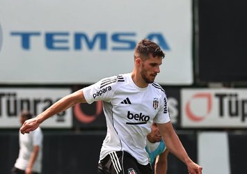 Jurasek ilk antrenmanına çıktı!