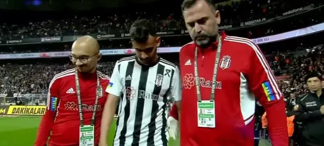 Beşiktaş'ta Trabzonspor derbisinde şok sakatlık! Rachid Ghezzal oyuna devam edemedi - 1