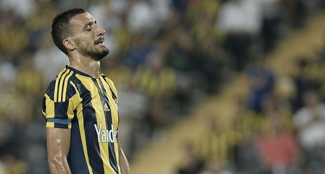 Galatasaray’dan Mehmet Topal bombası!