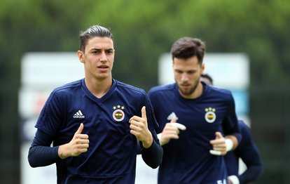 Son dakika spor haberi: Fenerbahçe’nin genç kalecisi Berke Özer’e İspanyol devi Atletico Madrid talip oldu!