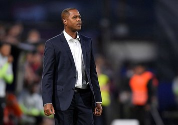 Kluivert dönemi sona erdi!