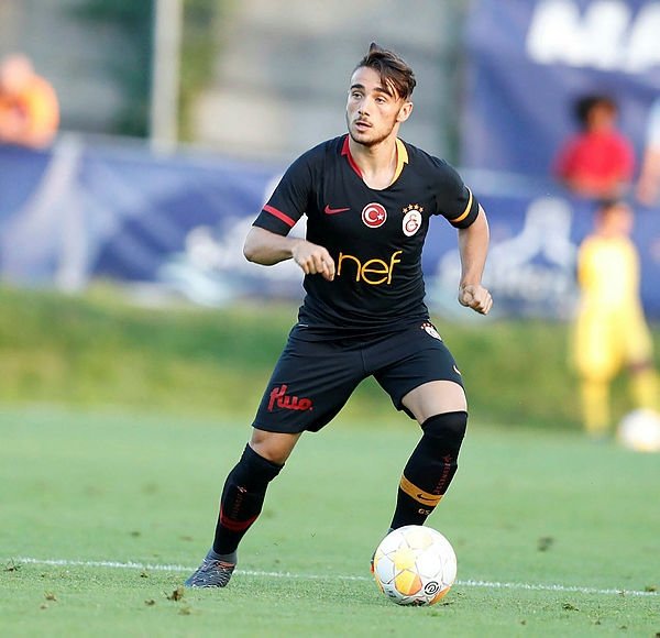 Hangi futbolcu nereli?