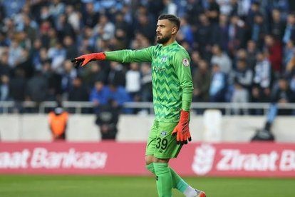 Süper Lig maçında korkutan an!