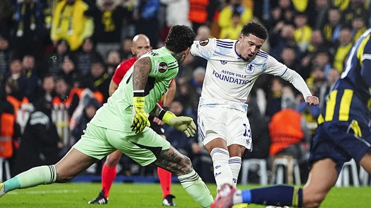 Aston Villa'nın golü ofsayt nedeniyle geçersiz sayıldı!