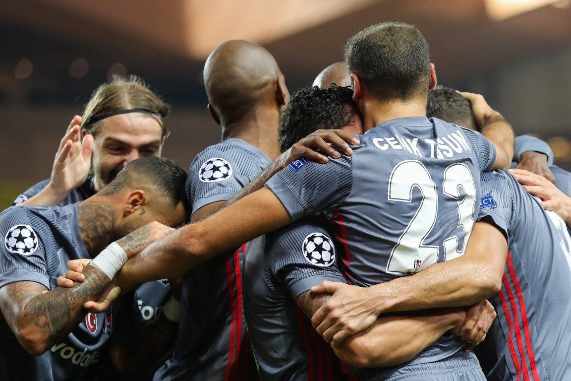 Cenk Tosun, Pancu’yu solladı!