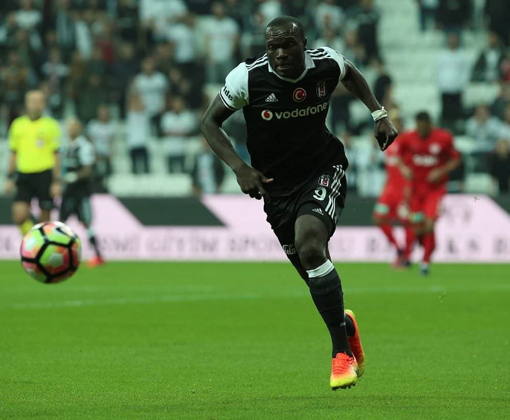 Aboubakar’a tepkiler dinmiyor