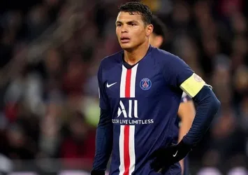 PSG Thiago Silva'ya veda etti