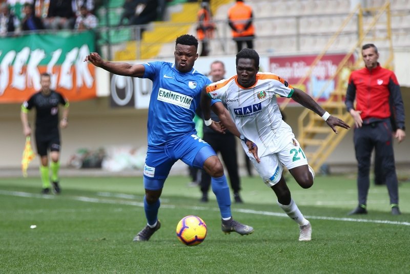 Alanyaspor - Erzurumspor maçından kareler
