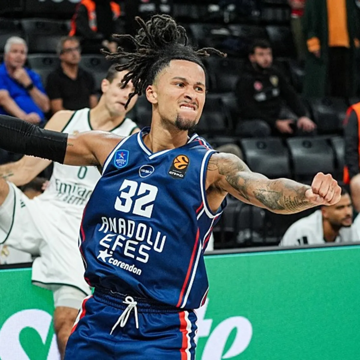 Anadolu Efes Avrupa Ligi'nde yarın Kızılyıldız'a konuk olacak!