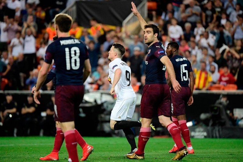 Valencia - Arsenal maçında şok kavga! İşte o anlar...